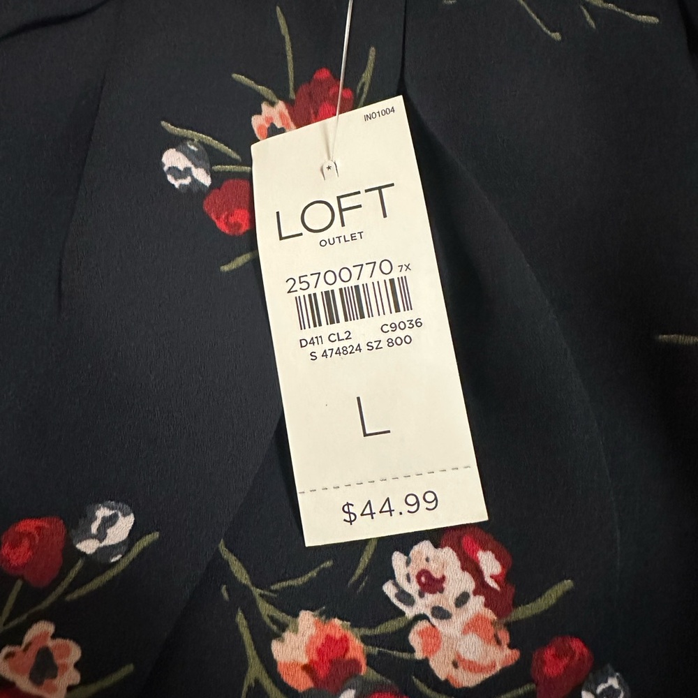 LOFT Floral Sleeveless Blouse - Dark Blue and Red - Picture 3 of 3